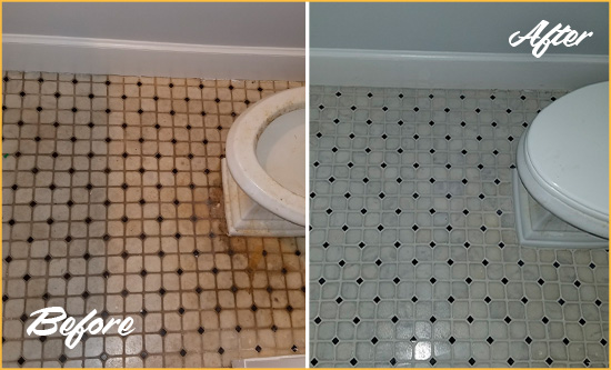 Before and After Picture of a Blades Bathroom Floor Cleaned to Remove Embedded Dirt